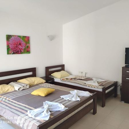 Apartments Brnjada سوتوموري المظهر الخارجي الصورة