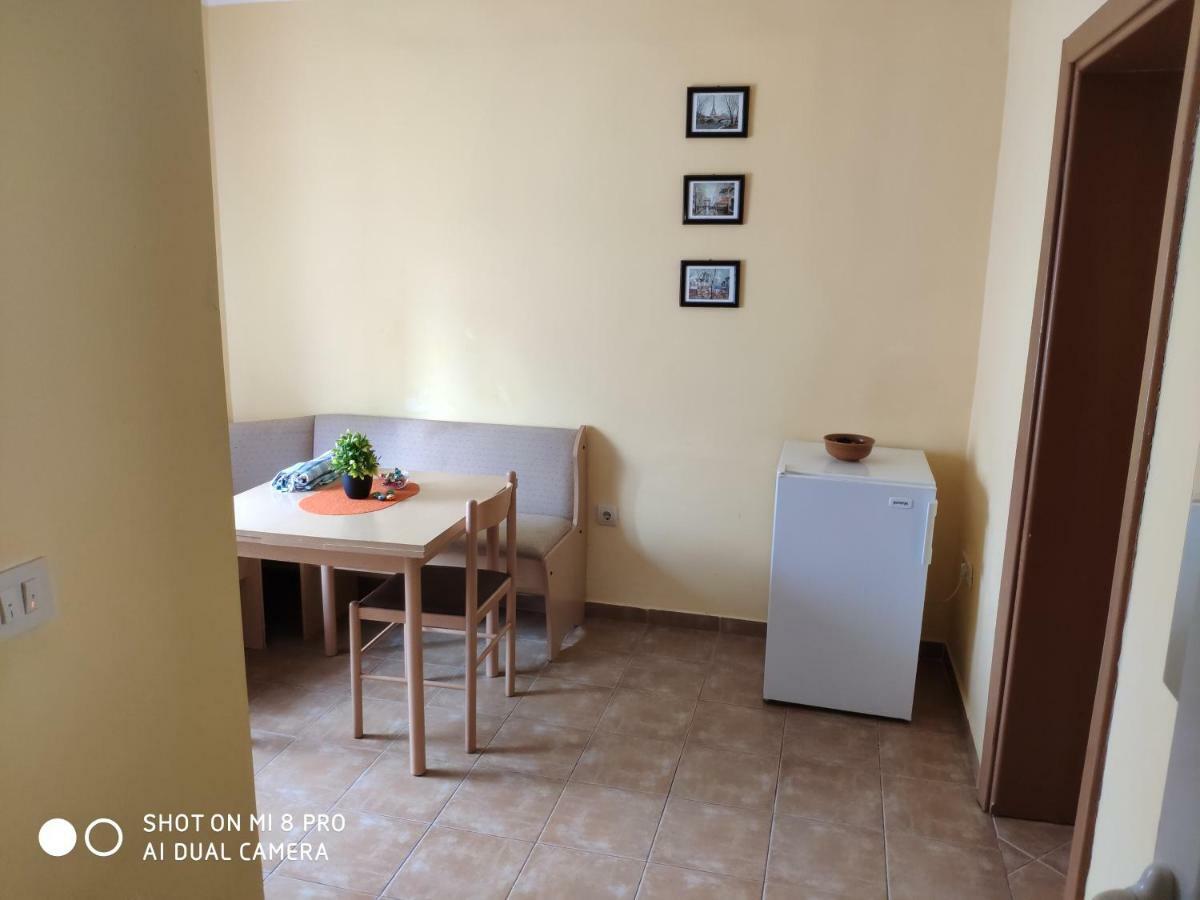 Apartments Brnjada سوتوموري المظهر الخارجي الصورة