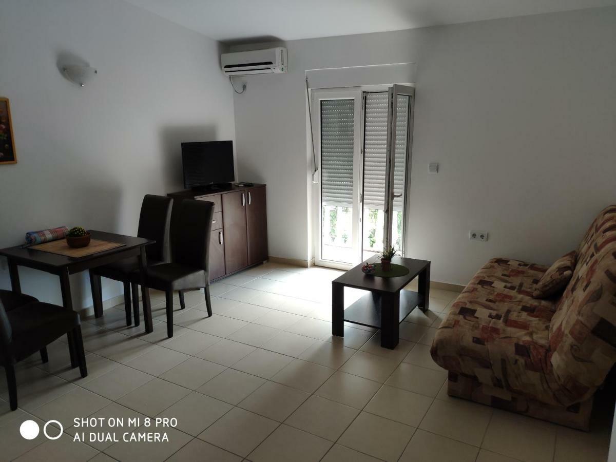 Apartments Brnjada سوتوموري المظهر الخارجي الصورة